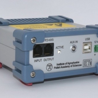 TDR/MUX 微型土壤水分、溫度、電導率、水勢監(jiān)測儀